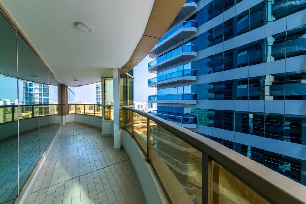 Maison Privee - Millennium Executive Tower Leilighet Dubai Eksteriør bilde